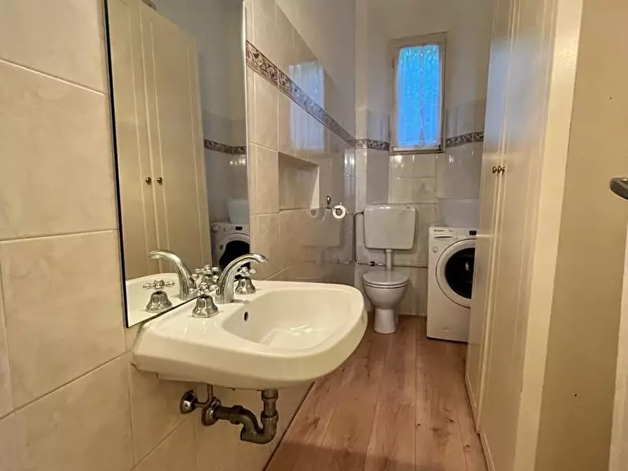 Immagine 4 di Casa indipendente in affitto  a Forte Dei Marmi