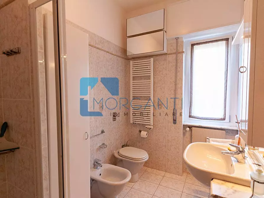 Immagine 12 di Appartamento in vendita  a Pietrasanta