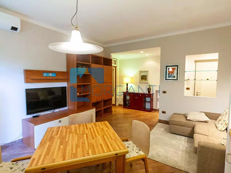 Immagine 2 di Appartamento in vendita  a Pietrasanta