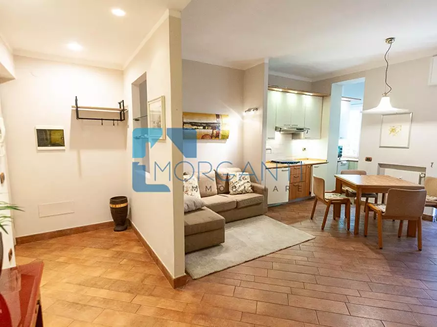 Immagine 5 di Appartamento in vendita  a Pietrasanta