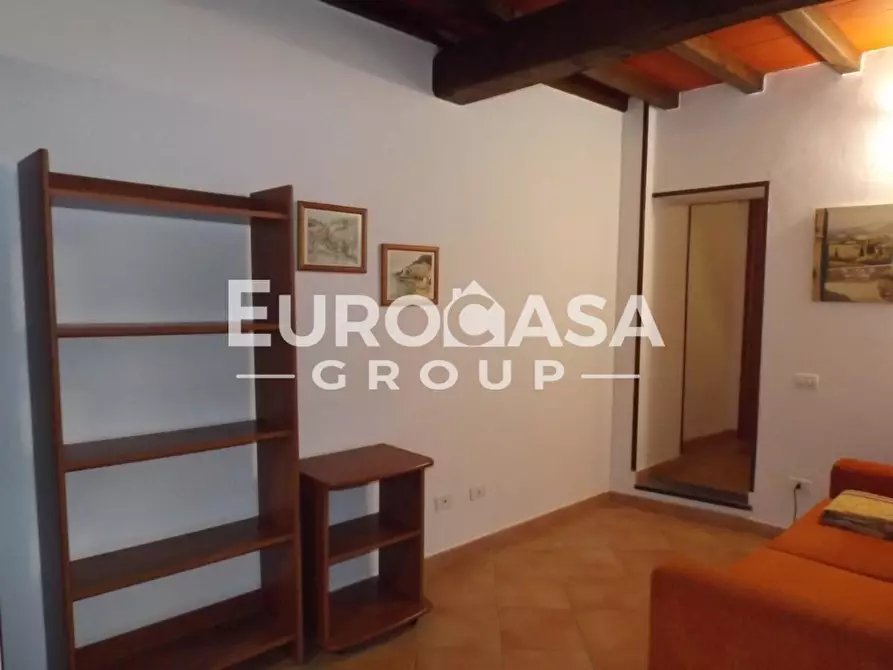 Immagine 5 di Appartamento in affitto  a Lucca