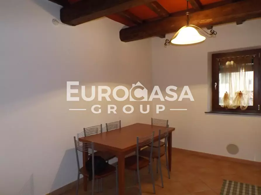 Immagine 2 di Appartamento in affitto  a Lucca