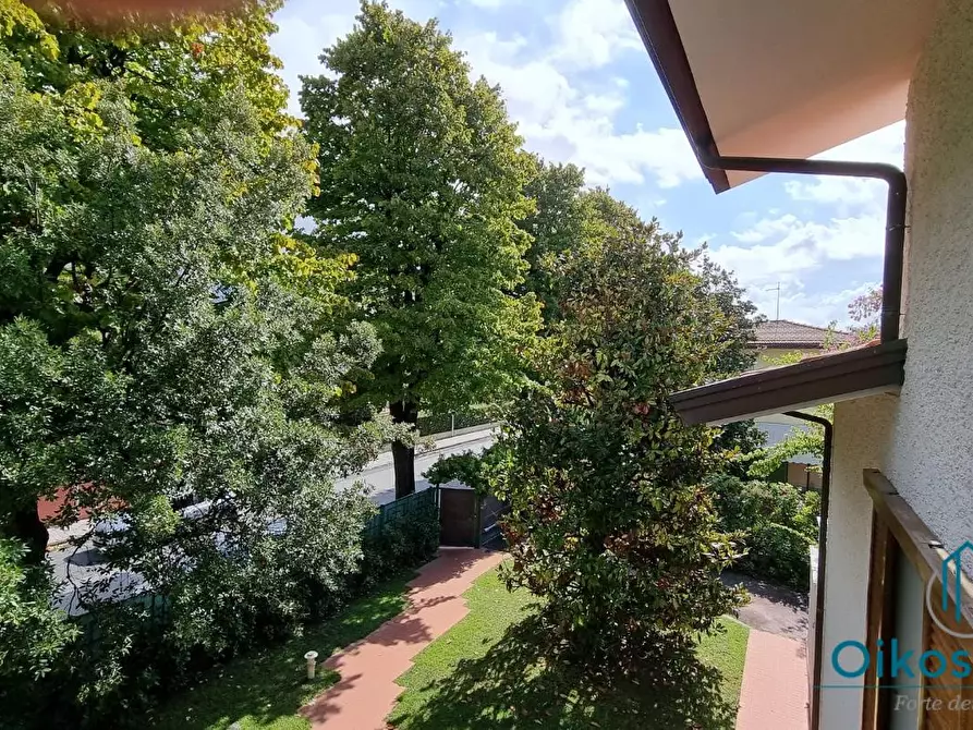 Immagine 6 di Villa in affitto  a Forte Dei Marmi