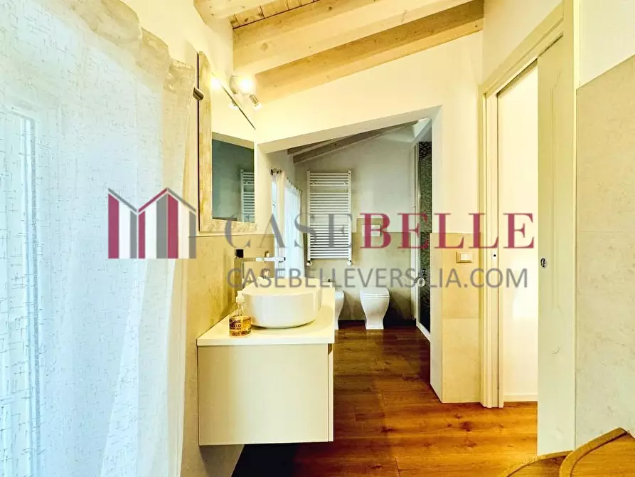 Immagine 52 di Casa semindipendente in affitto  a Camaiore