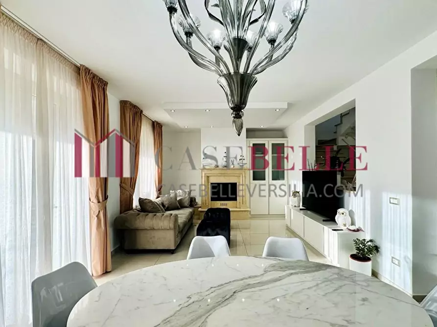 Immagine 4 di Casa semindipendente in affitto  a Camaiore