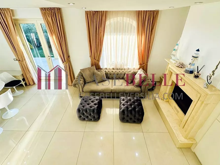 Immagine 61 di Casa semindipendente in affitto  a Camaiore