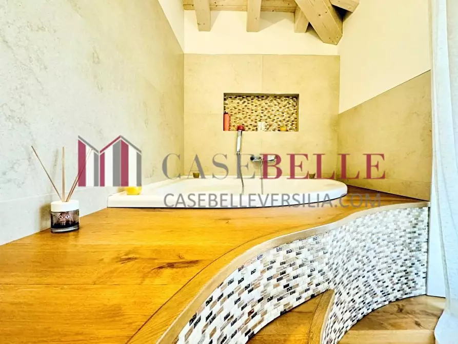 Immagine 50 di Casa semindipendente in affitto  a Camaiore