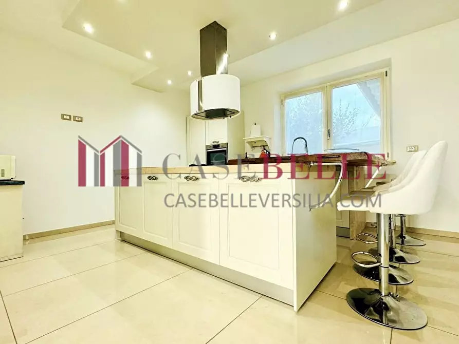 Immagine 11 di Casa semindipendente in affitto  a Camaiore