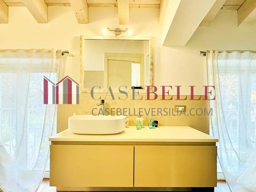 Immagine 49 di Casa semindipendente in affitto  a Camaiore