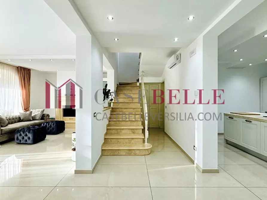 Immagine 3 di Casa semindipendente in affitto  a Camaiore