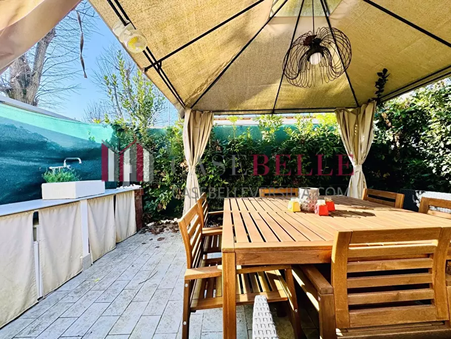 Immagine 34 di Casa semindipendente in affitto  a Pietrasanta