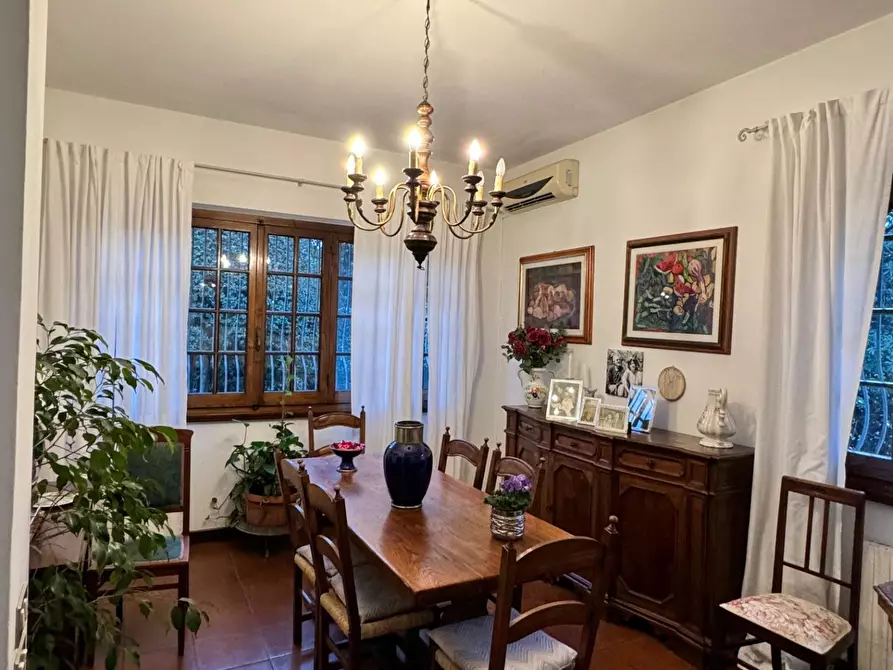 Immagine 11 di Villa in affitto  a Forte Dei Marmi