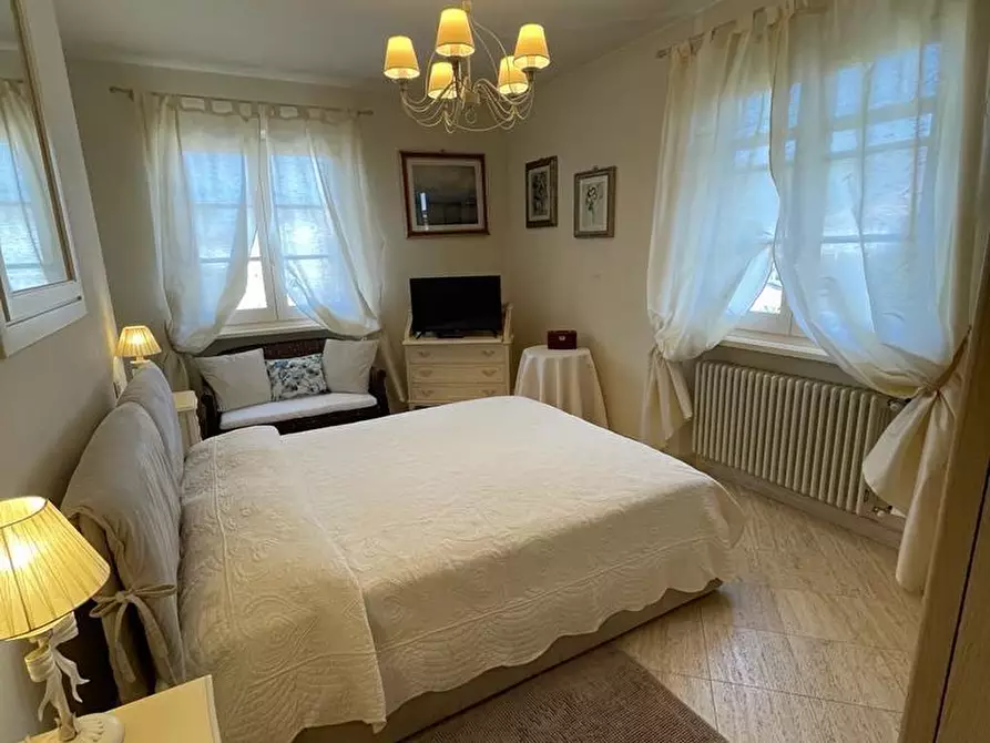 Immagine 19 di Villa in affitto  a Forte Dei Marmi