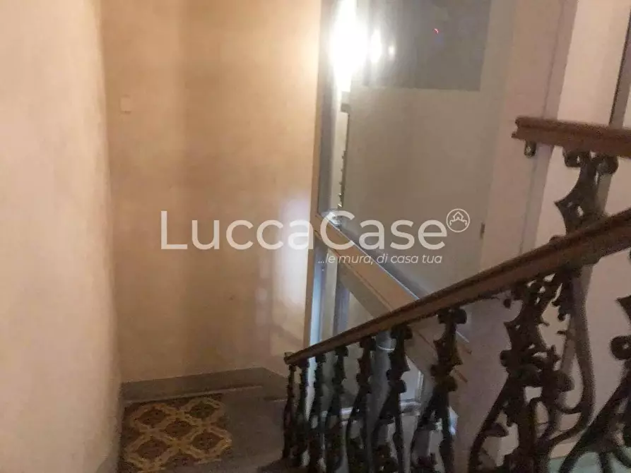 Immagine 22 di Ufficio in affitto  a Lucca