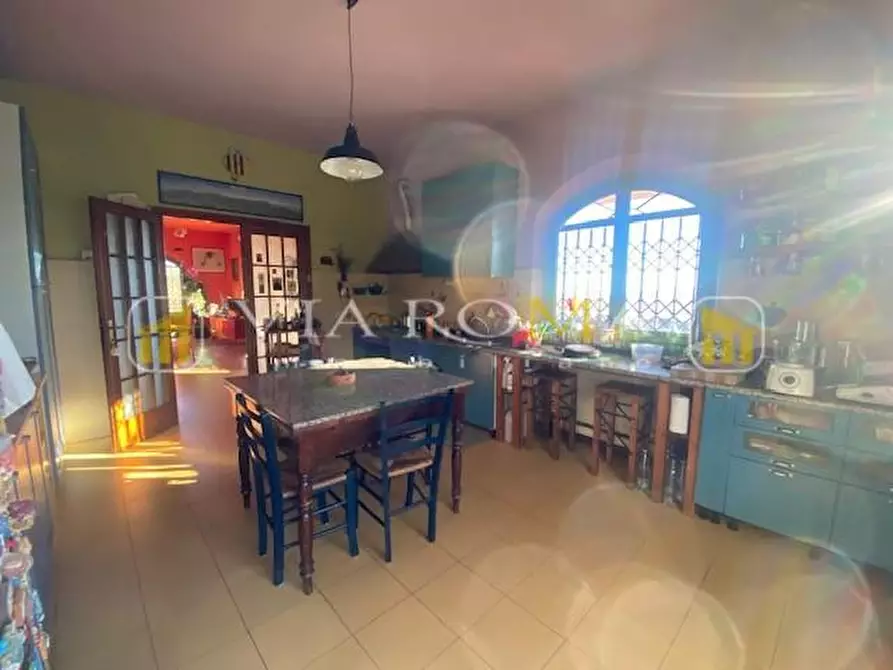 Immagine 34 di Villa in vendita  a Lucca