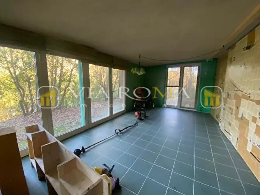 Immagine 39 di Villa in vendita  a Lucca