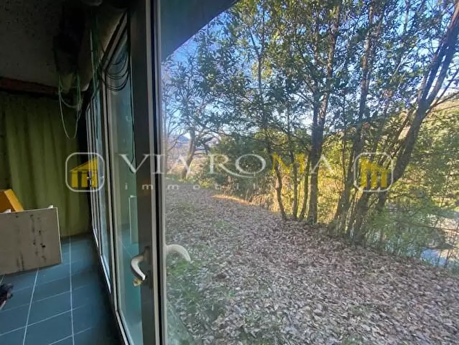 Immagine 42 di Villa in vendita  a Lucca