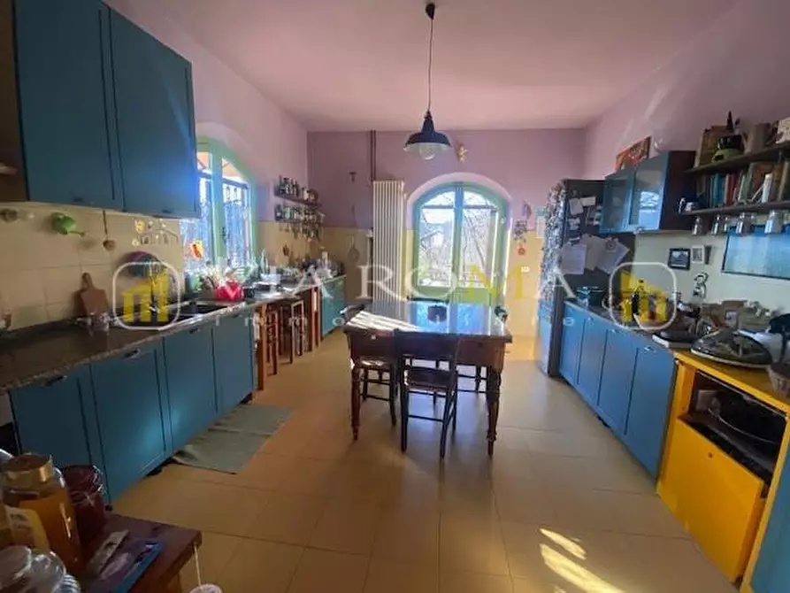 Immagine 32 di Villa in vendita  a Lucca