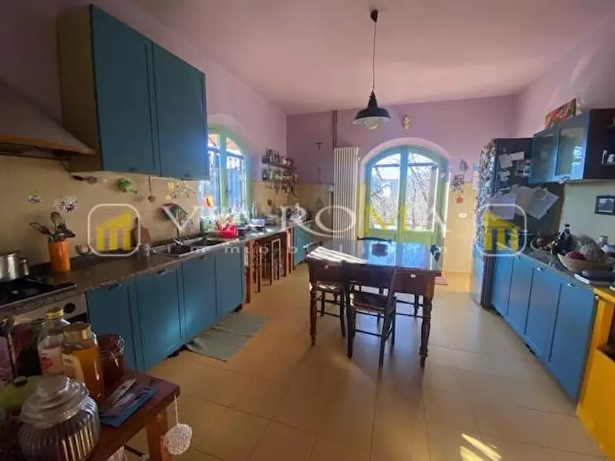 Immagine 31 di Villa in vendita  a Lucca