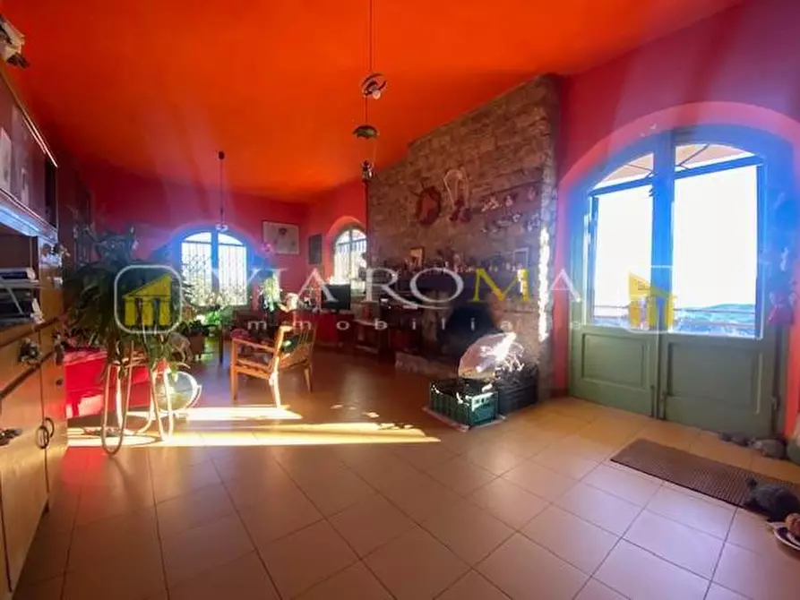 Immagine 25 di Villa in vendita  a Lucca