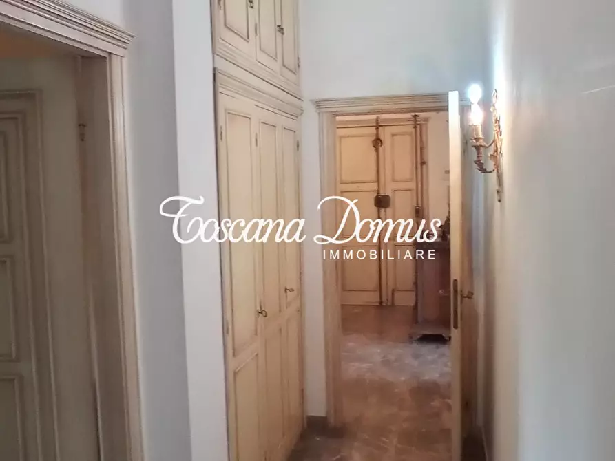 Immagine 30 di Appartamento in vendita  a Siena