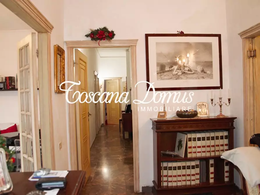 Immagine 26 di Appartamento in vendita  a Siena