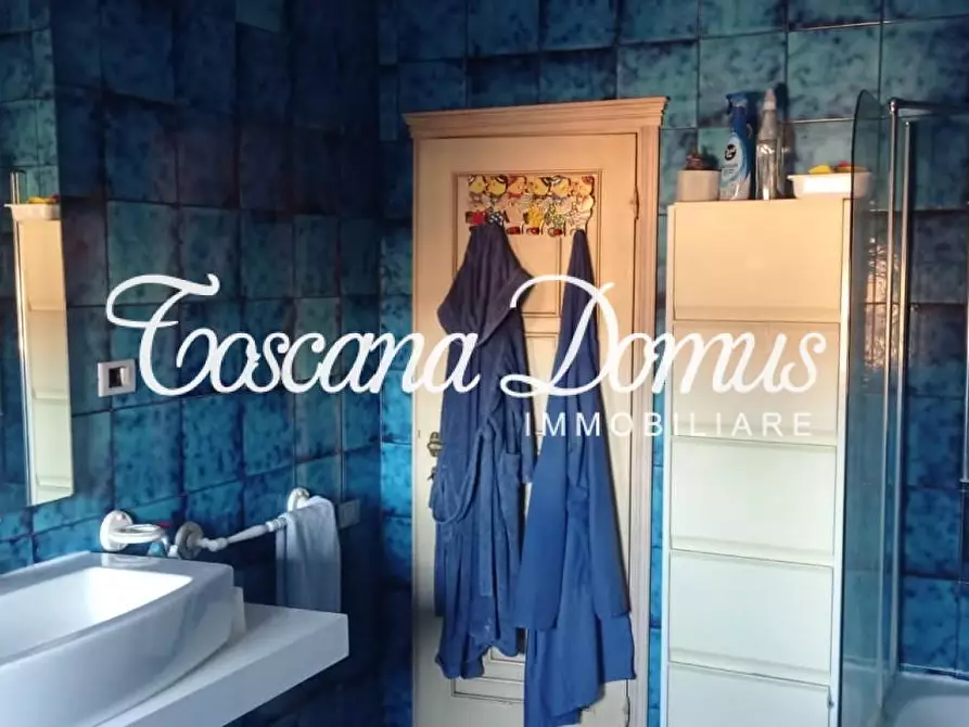 Immagine 25 di Appartamento in vendita  a Siena