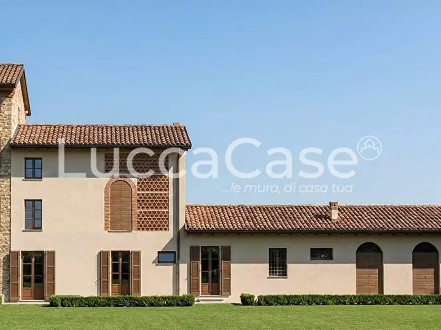 Immagine 2 di Casa bifamiliare in vendita  a Capannori