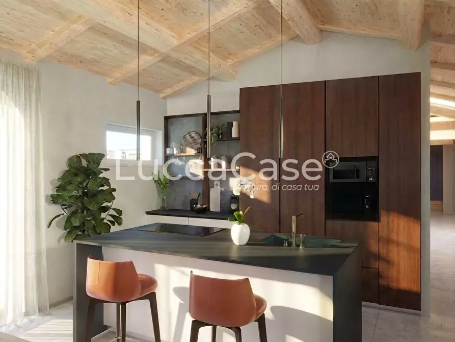 Immagine 11 di Casa bifamiliare in vendita  a Capannori