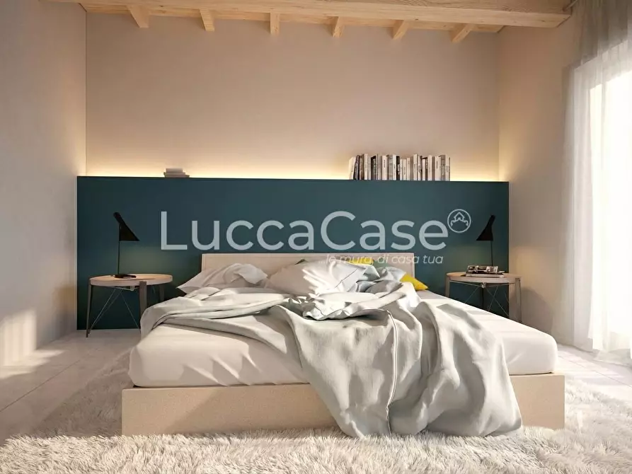 Immagine 8 di Casa bifamiliare in vendita  a Capannori