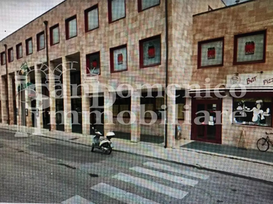 Immagine 1 di Ufficio in affitto  a Pisa