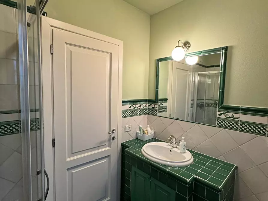 Immagine 22 di Casa indipendente in affitto  a Forte Dei Marmi