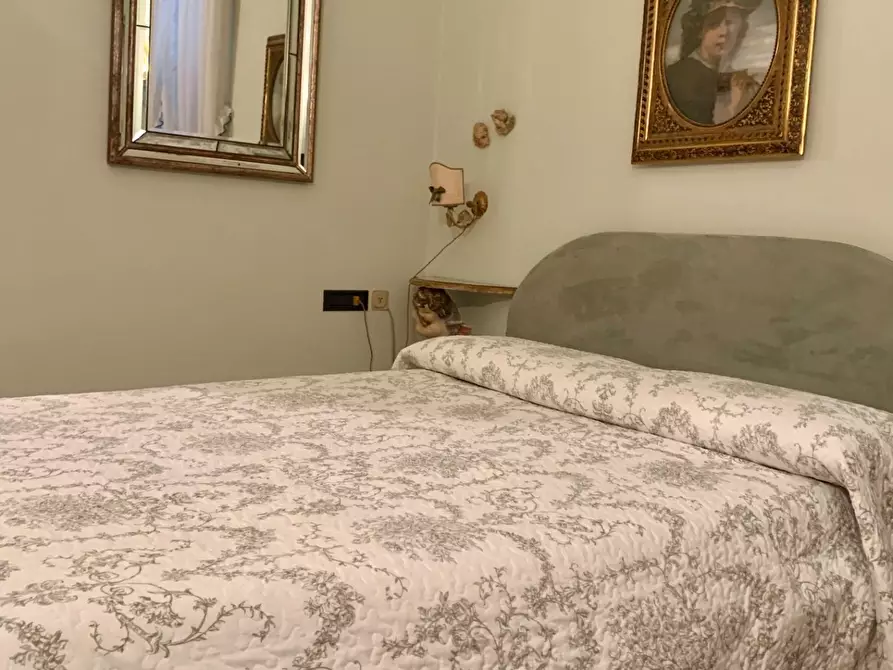 Immagine 26 di Villa in affitto  a Forte Dei Marmi