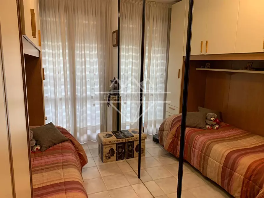 Immagine 12 di Villetta a schiera in vendita  a Carrara