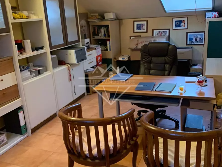 Immagine 7 di Villetta a schiera in vendita  a Carrara