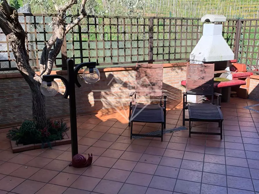 Immagine 21 di Villetta a schiera in vendita  a Carrara