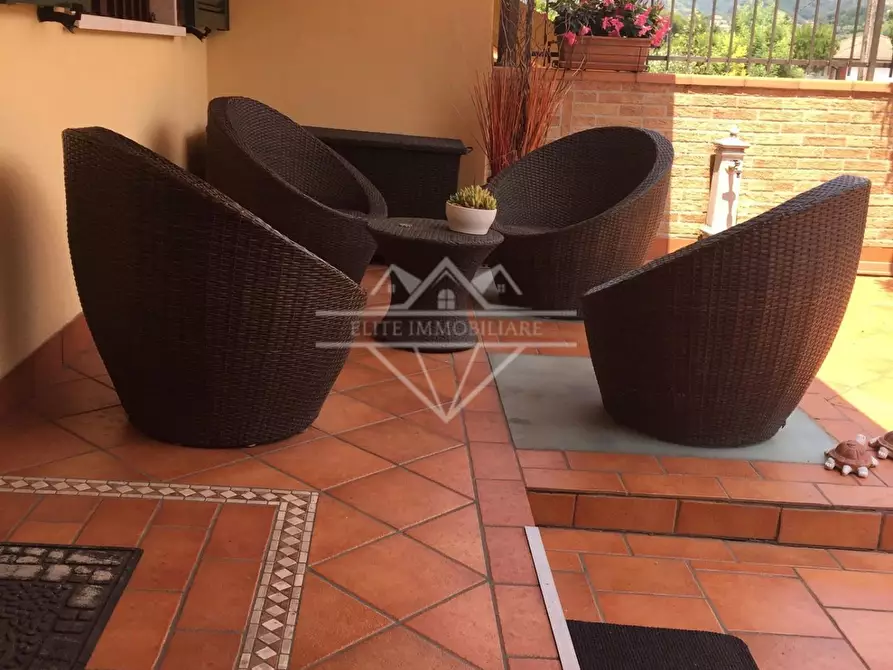 Immagine 22 di Villetta a schiera in vendita  a Carrara