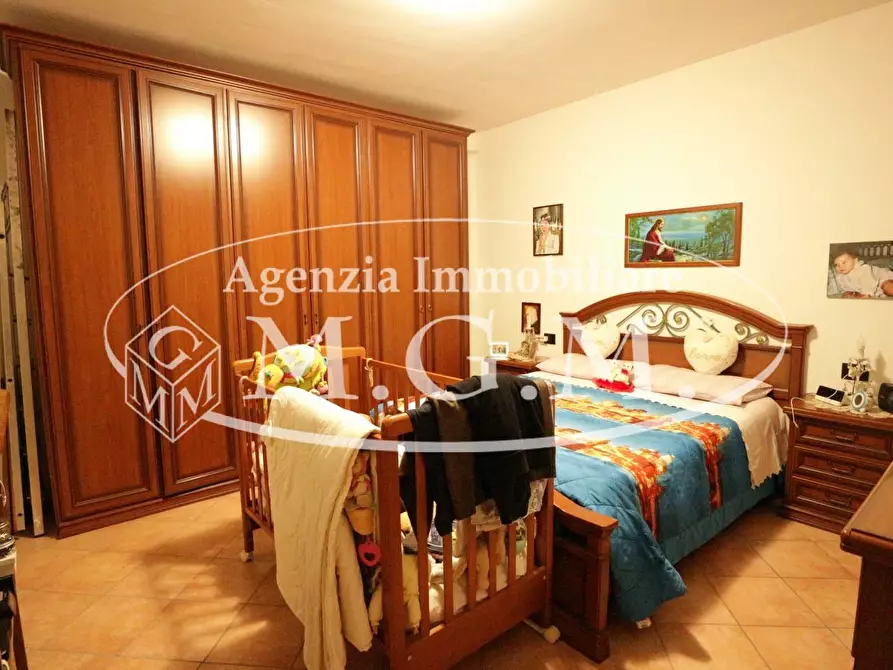 Immagine 11 di Appartamento in vendita  a Cascina