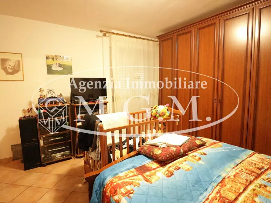 Immagine 12 di Appartamento in vendita  a Cascina