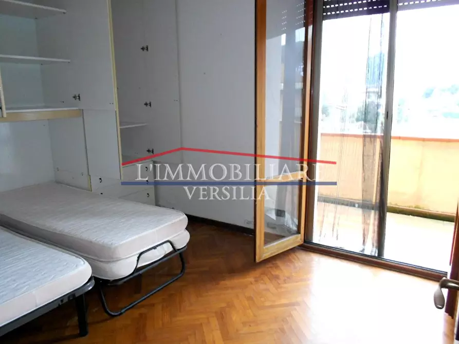 Immagine 15 di Appartamento in vendita  a Massa