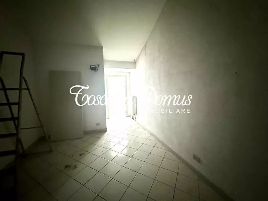 Immagine 16 di Appartamento in vendita  a Siena