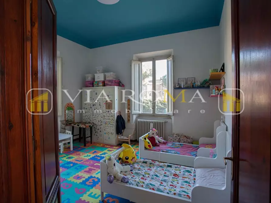 Immagine 19 di Villa in vendita  a Lucca