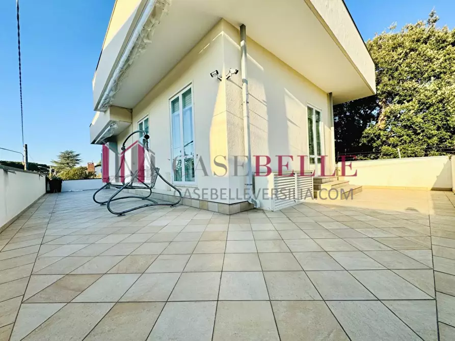 Immagine 26 di Appartamento in affitto  a Pietrasanta