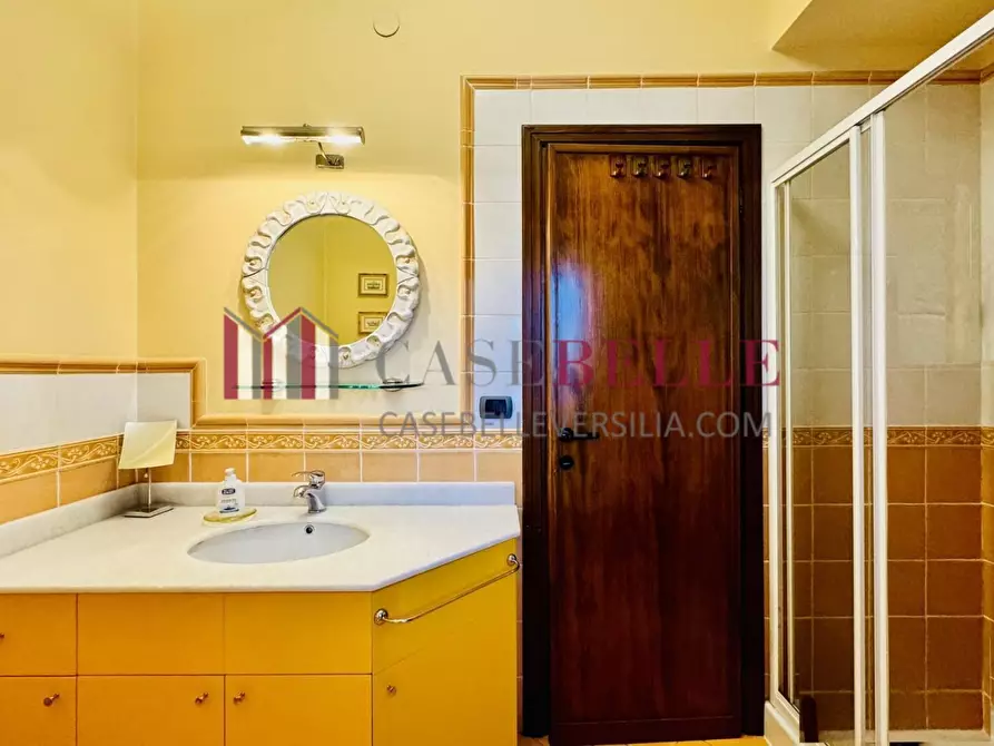 Immagine 16 di Appartamento in affitto  a Pietrasanta