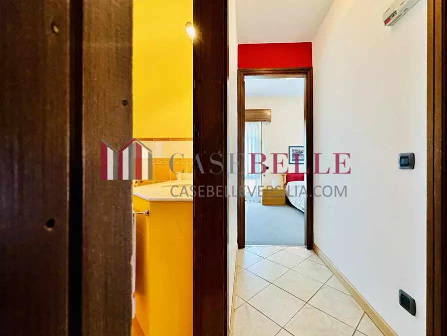 Immagine 9 di Appartamento in affitto  a Pietrasanta