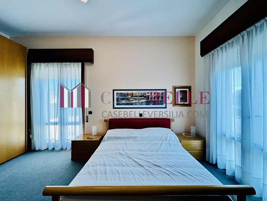 Immagine 11 di Appartamento in affitto  a Pietrasanta