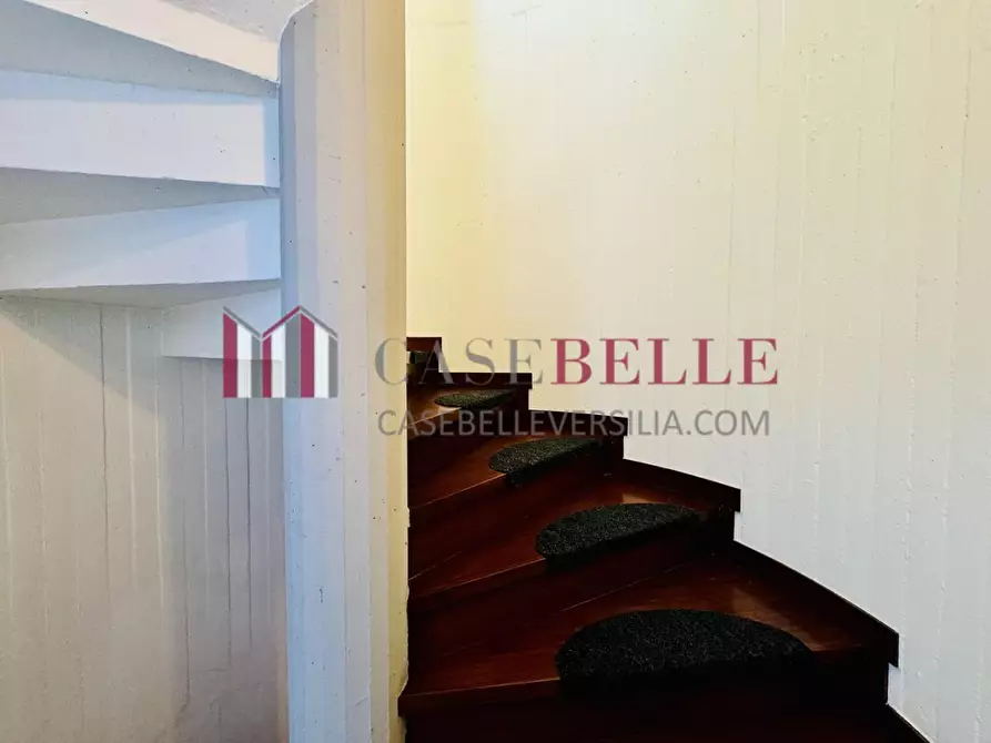 Immagine 18 di Appartamento in affitto  a Pietrasanta