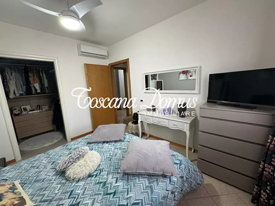 Immagine 11 di Appartamento in vendita  a Siena