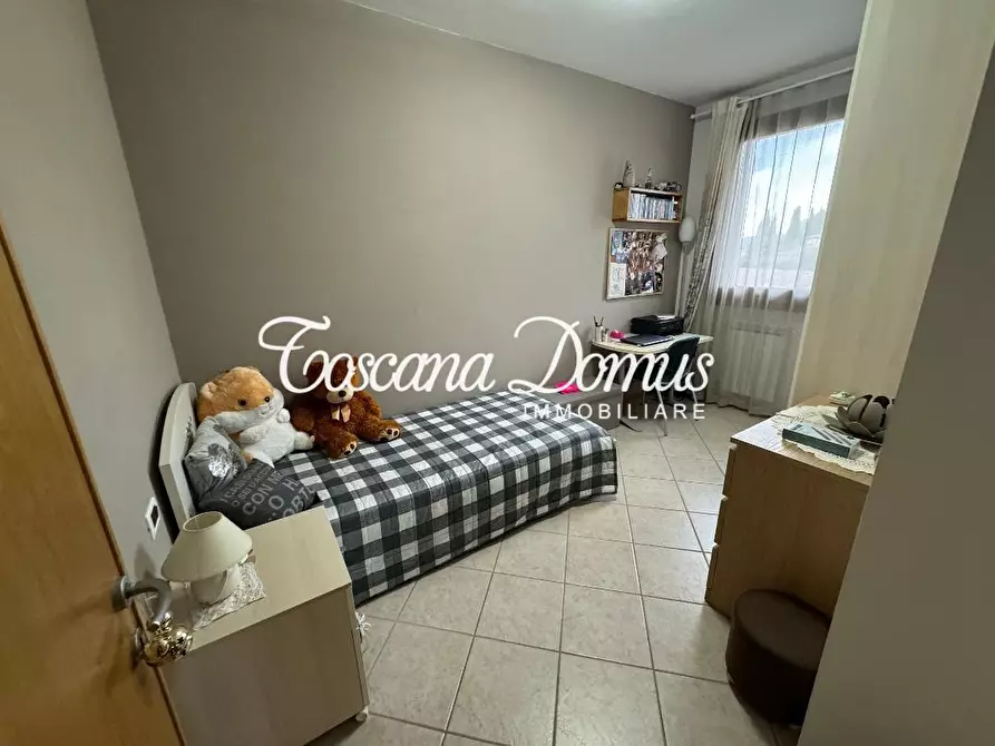 Immagine 9 di Appartamento in vendita  a Siena