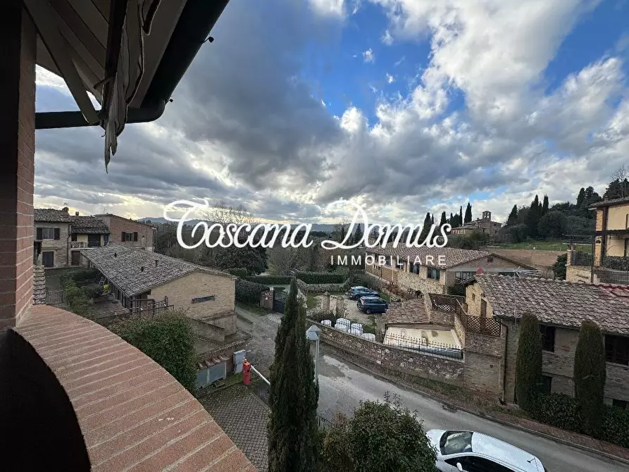 Immagine 6 di Appartamento in vendita  a Siena